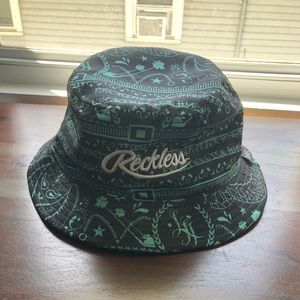 NWOT Young and Reckless Bucket Hat